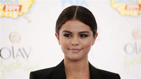 selena gomez leaks|Selena Gomez ‘Concerned’ Hackers May Release Private Pics, .